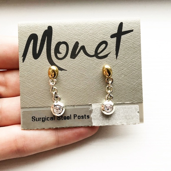 Monet Jewelry - Vintage Monet two-tone crystal drop earrings